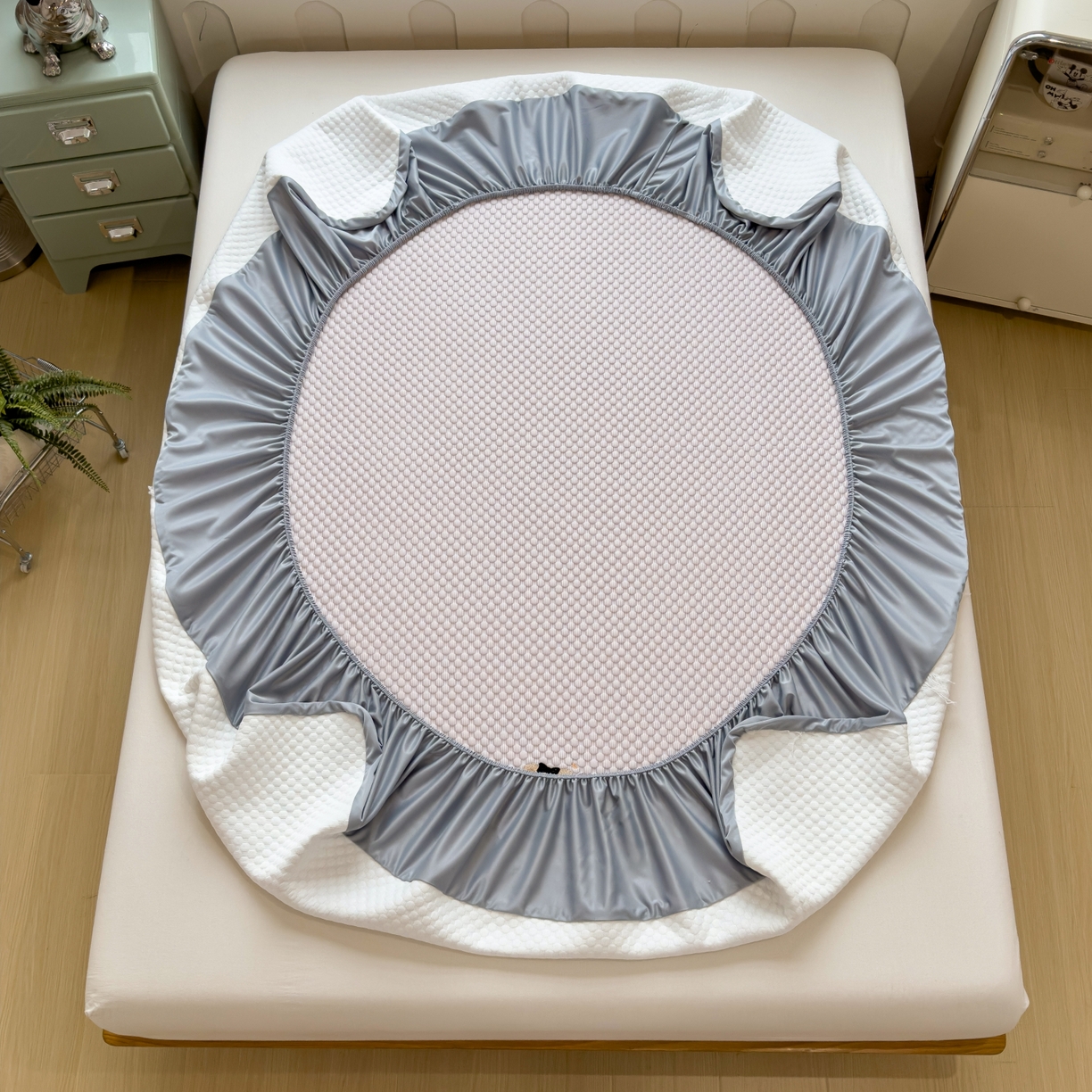 91家纺网 家纺一手货源 找家纺 孩子王家纺 2026新款A类卡通3D冰豆豆凉席三件套凉感值过0.21夏天刺绣冰丝席可机洗儿童 冰晶紫-床笠款