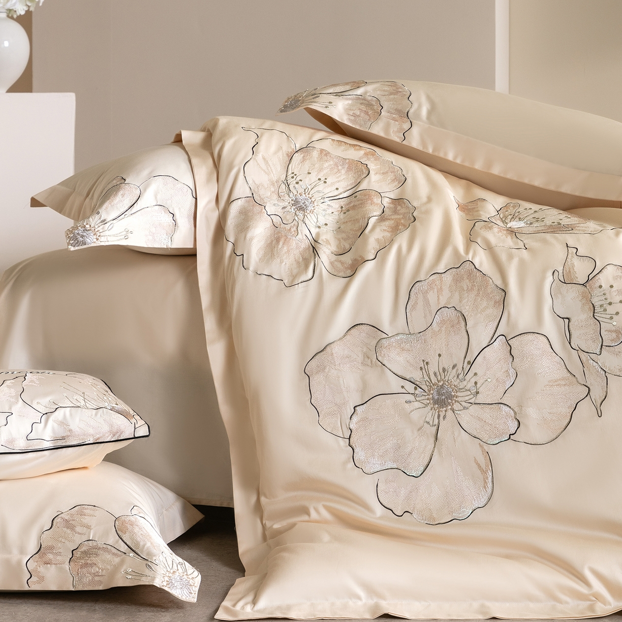 91家纺网 家纺一手货源 找家纺 优悦生活馆 2026新款工艺款全棉新疆长绒棉刺绣四件套-朝露晨风 朝露晨风-香槟