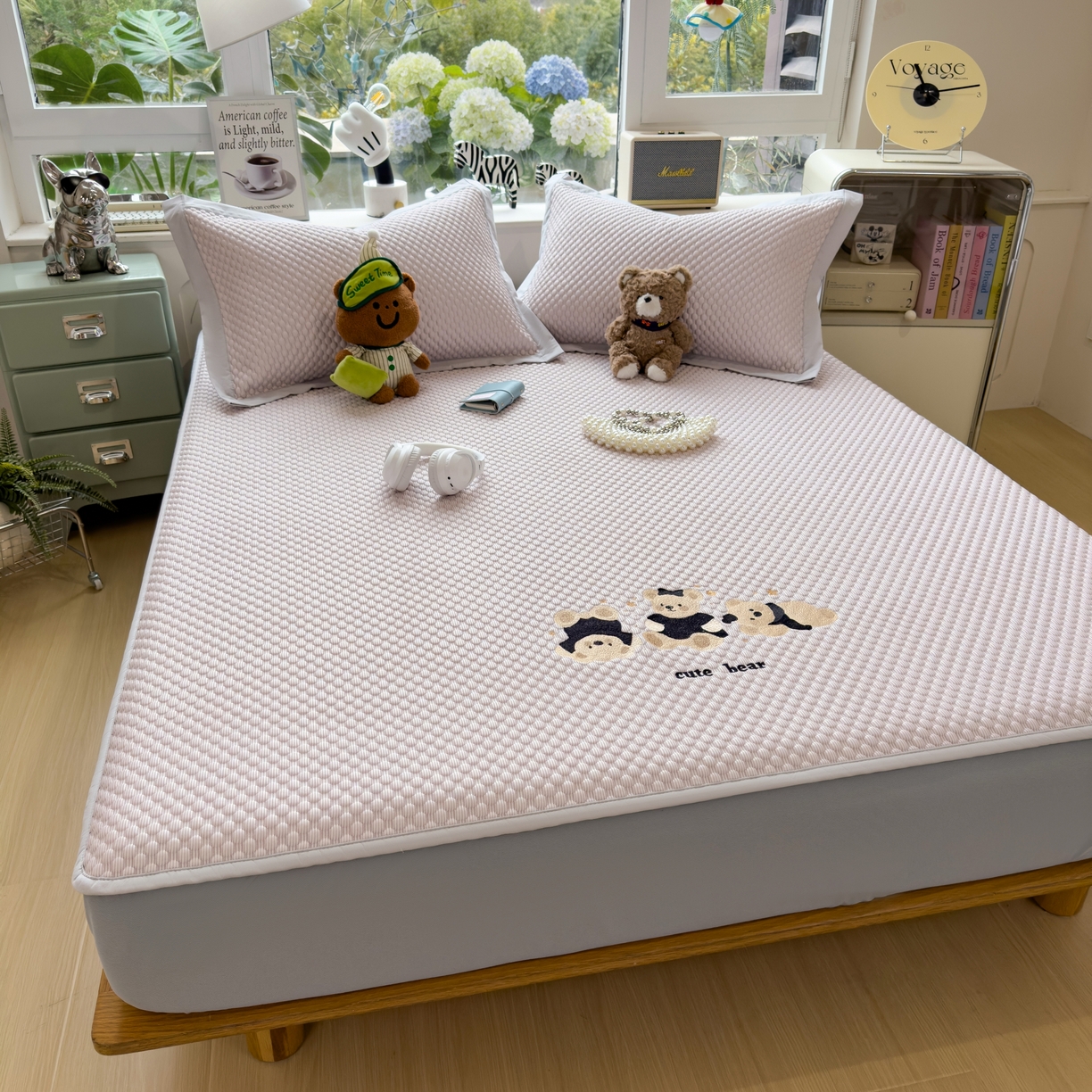 91家纺网 家纺一手货源 找家纺 孩子王家纺 2026新款A类卡通3D冰豆豆凉席三件套凉感值过0.21夏天刺绣冰丝席可机洗儿童 冰晶紫-床笠款