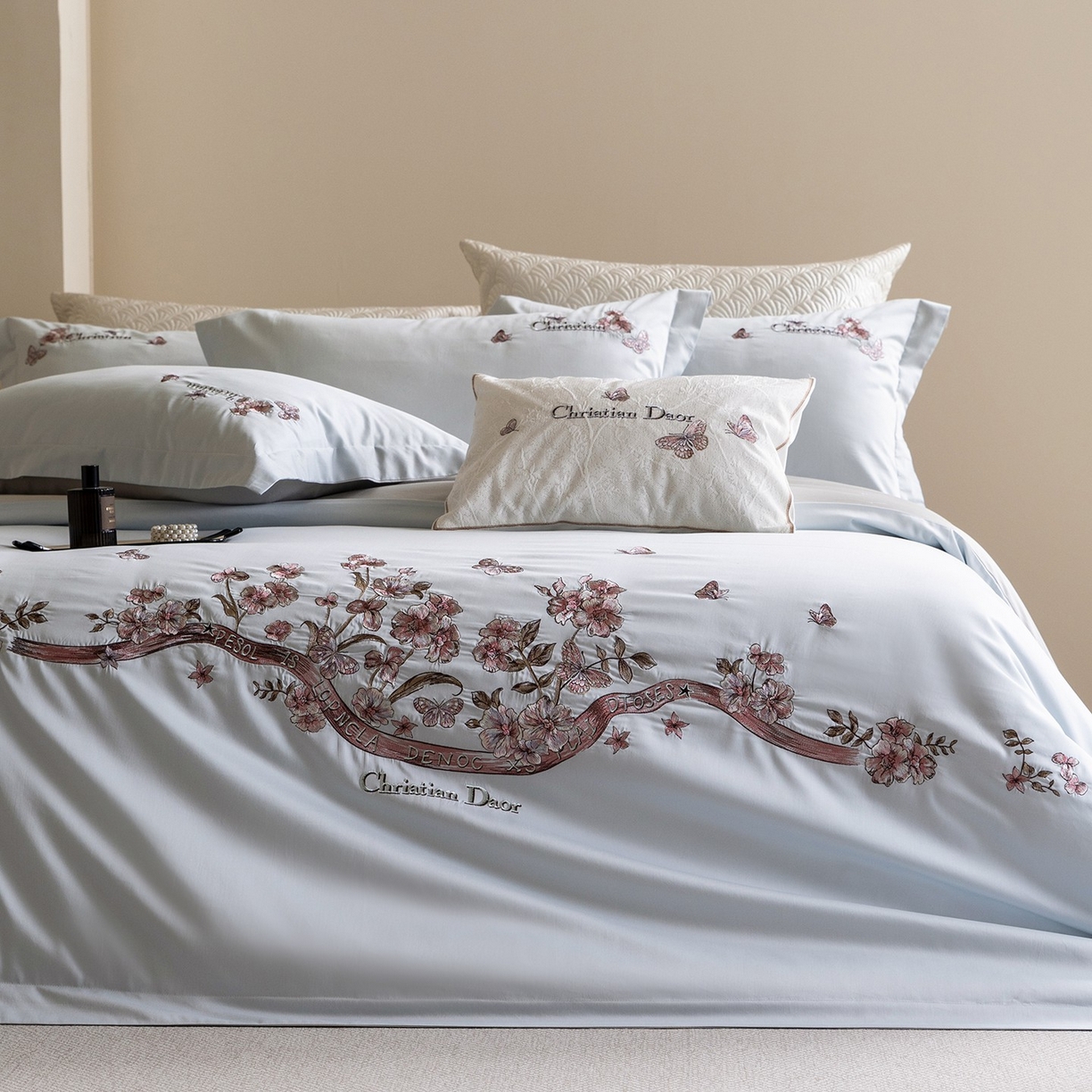 91家纺网 家纺一手货源 找家纺 优悦生活馆 2026新款高密亲肤全棉新疆长绒棉刺绣四件套-流萤花畔 流萤花畔-蓝