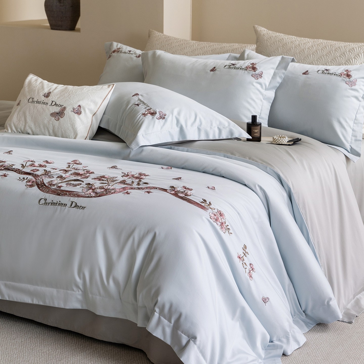 91家纺网 家纺一手货源 找家纺 优悦生活馆 2026新款高密亲肤全棉新疆长绒棉刺绣四件套-流萤花畔 流萤花畔-蓝