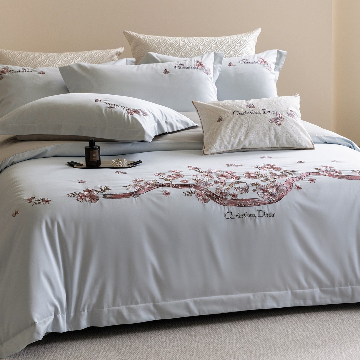 91家纺网 家纺一手货源 找家纺 优悦生活馆 2026新款高密亲肤全棉新疆长绒棉刺绣四件套-流萤花畔 流萤花畔-蓝