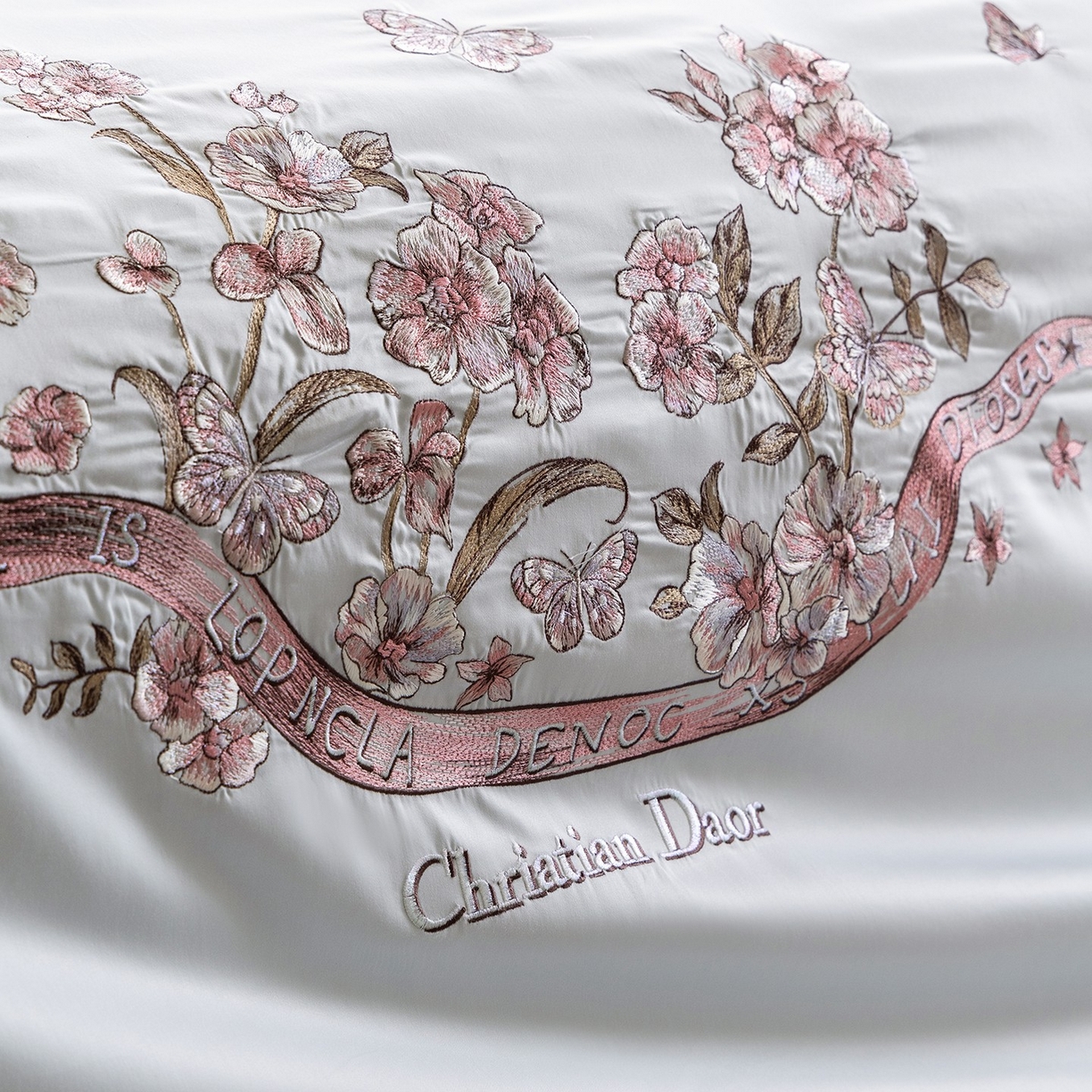 91家纺网 家纺一手货源 找家纺 优悦生活馆 2026新款高密亲肤全棉新疆长绒棉刺绣四件套-流萤花畔 流萤花畔-蓝