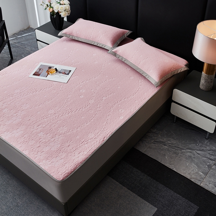 91家纺网 家纺一手货源 找家纺 库里梦家纺 2026新款轻奢高克重复合PE高分子凉席床笠三件套-简卉 简卉-粉色床笠款