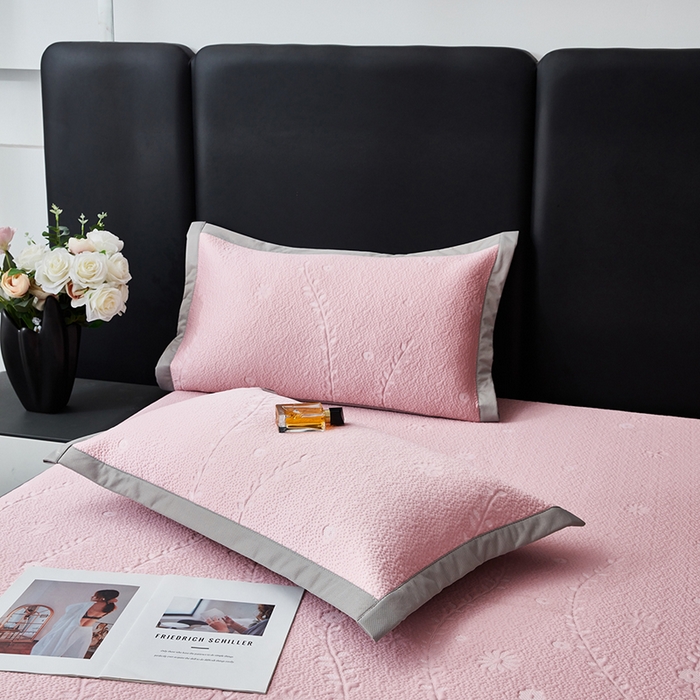 91家纺网 家纺一手货源 找家纺 库里梦家纺 2026新款轻奢高克重复合PE高分子凉席床笠三件套-简卉 简卉-粉色床笠款