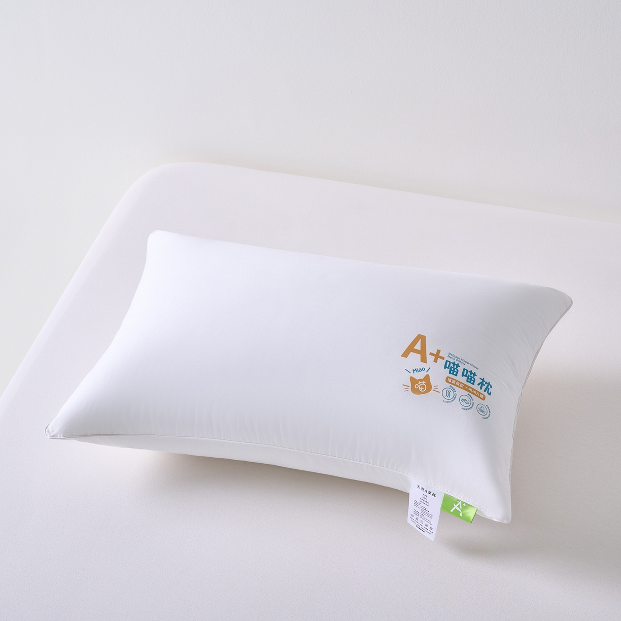 91家纺网 家纺一手货源 找家纺 鼎晟纺 2026新款全棉奶芙喵喵安睡舒适枕学生枕头成人枕芯 全棉A+喵喵舒适枕单边款