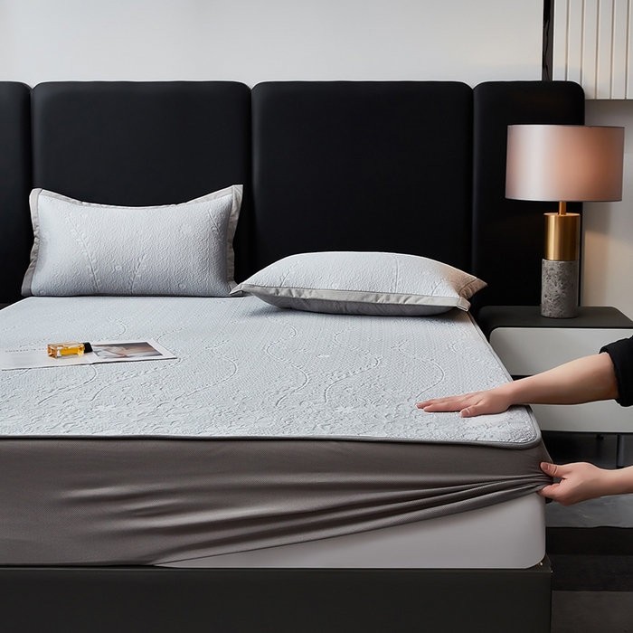 91家纺网 家纺一手货源 找家纺 库里梦家纺 2026新款轻奢高克重复合PE高分子凉席床笠三件套-简卉 简卉-灰色床笠款