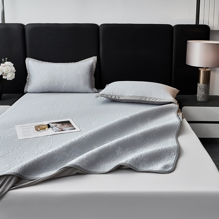 91家纺网 家纺一手货源 找家纺 库里梦家纺 2026新款轻奢高克重复合PE高分子凉席床笠三件套-简卉 简卉-灰色床笠款