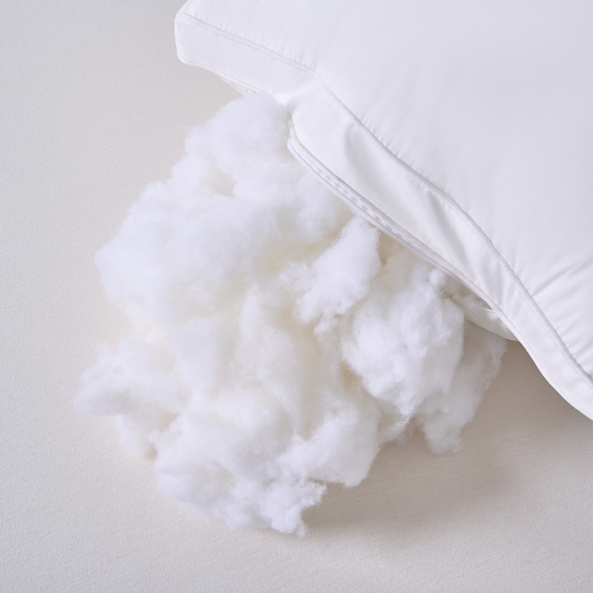 91家纺网 家纺一手货源 找家纺 鼎晟纺 2026新款全棉奶芙喵喵安睡舒适枕学生枕头成人枕芯 全棉A+喵喵舒适枕双边款