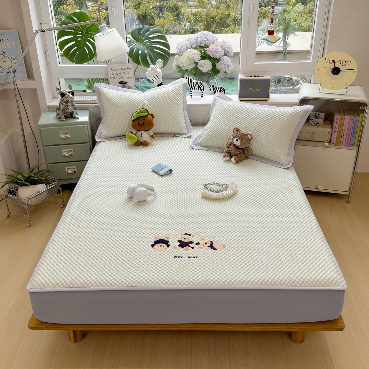 91家纺网 家纺一手货源 找家纺 孩子王家纺 2026新款A类卡通3D冰豆豆凉席三件套凉感值过0.21夏天刺绣冰丝席可机洗儿童 凉茶绿-床笠款