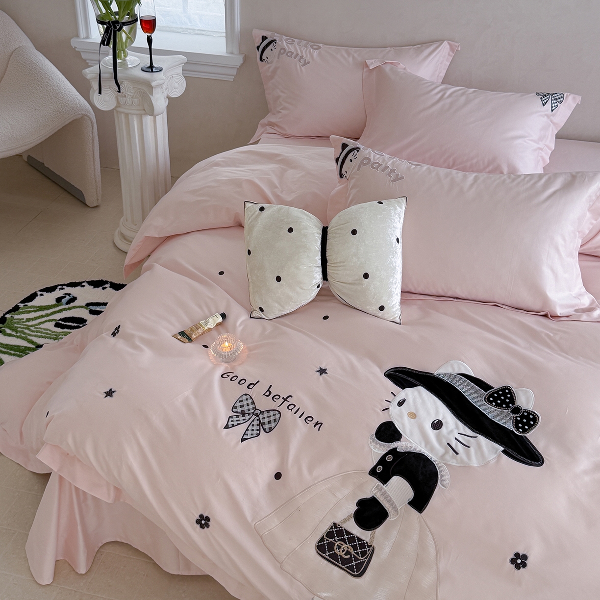 91家纺网 家纺一手货源 找家纺 东方合美（原：皇家传奇） 2026新款全棉长绒棉卡通贴布绣四件套-喵喵小香风 喵喵小香风-粉