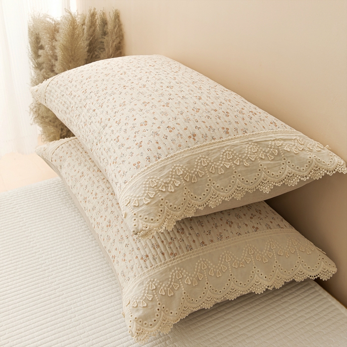 91家纺网 家纺一手货源 找家纺 恩和家纺 2026新款棉麻蕾丝碎花床盖 春意盎然