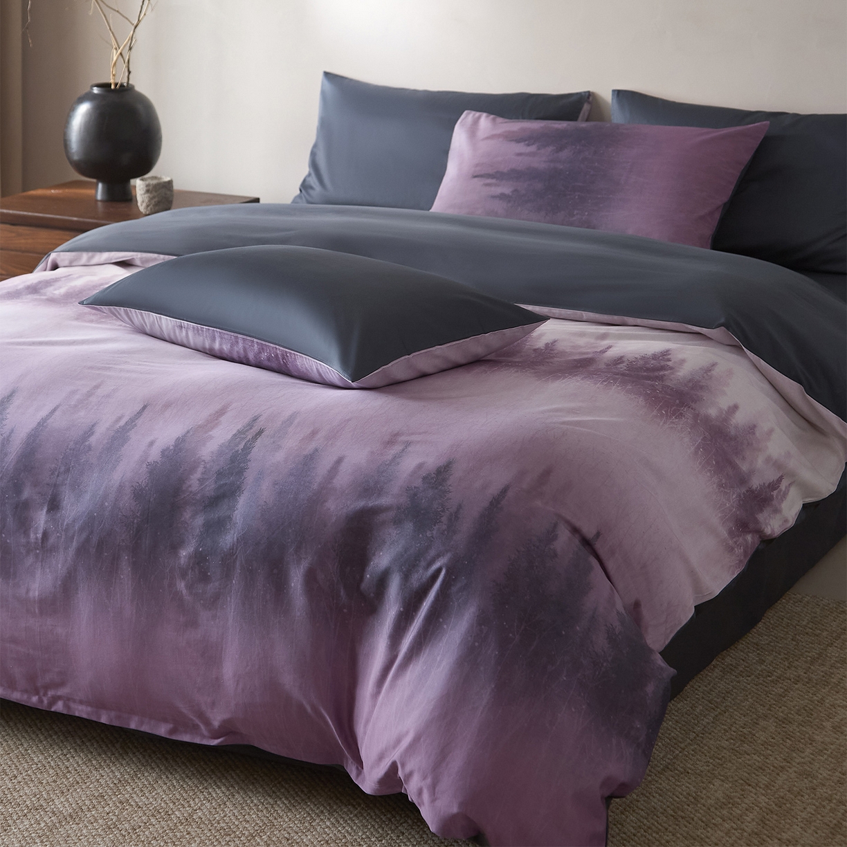 91家纺网 家纺一手货源 找家纺 （总）ONE TWO ONE 121 2026新款专版数码印花100s长绒棉纯棉全棉床上用品四件套-魔法城堡-紫