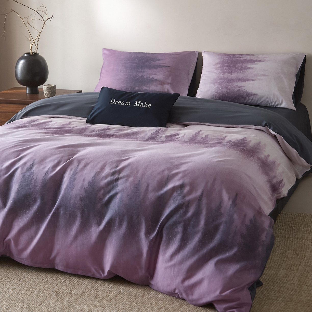 91家纺网 家纺一手货源 找家纺 （总）ONE TWO ONE 121 2026新款专版数码印花100s长绒棉纯棉全棉床上用品四件套-魔法城堡-紫