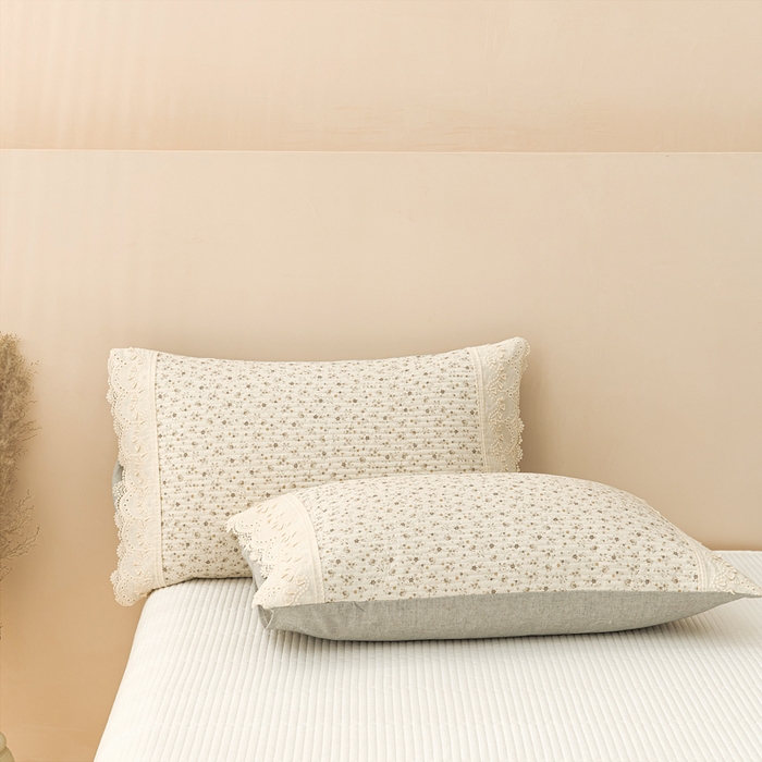 91家纺网 家纺一手货源 找家纺 恩和家纺 2026新款棉麻蕾丝碎花床盖 花朝月夕