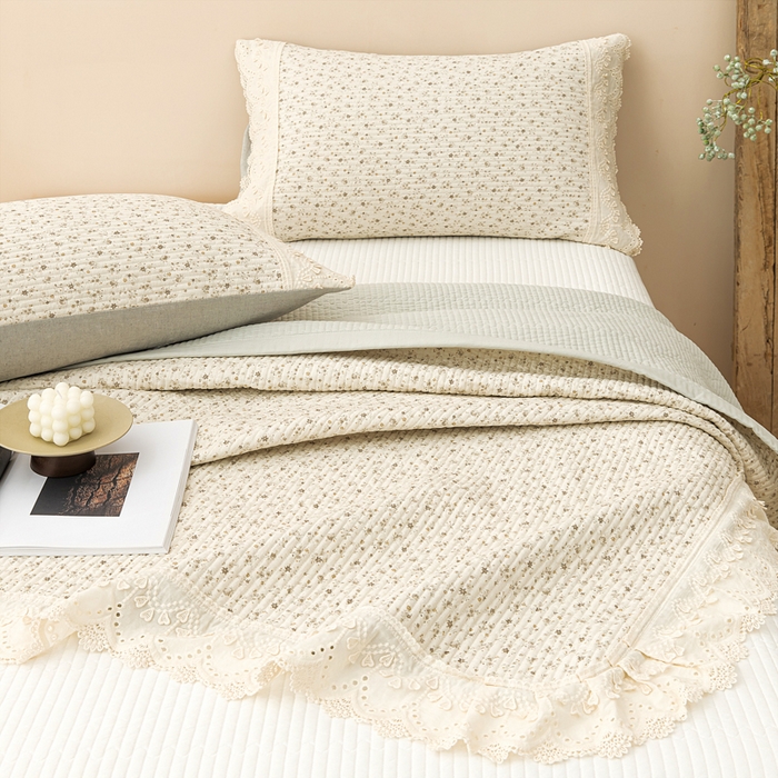 91家纺网 家纺一手货源 找家纺 恩和家纺 2026新款棉麻蕾丝碎花床盖 花朝月夕