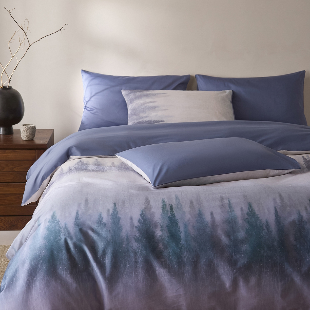 91家纺网 家纺一手货源 找家纺 （总）ONE TWO ONE 121 2026新款专版数码印花100s长绒棉纯棉全棉床上用品四件套-魔法城堡-蓝