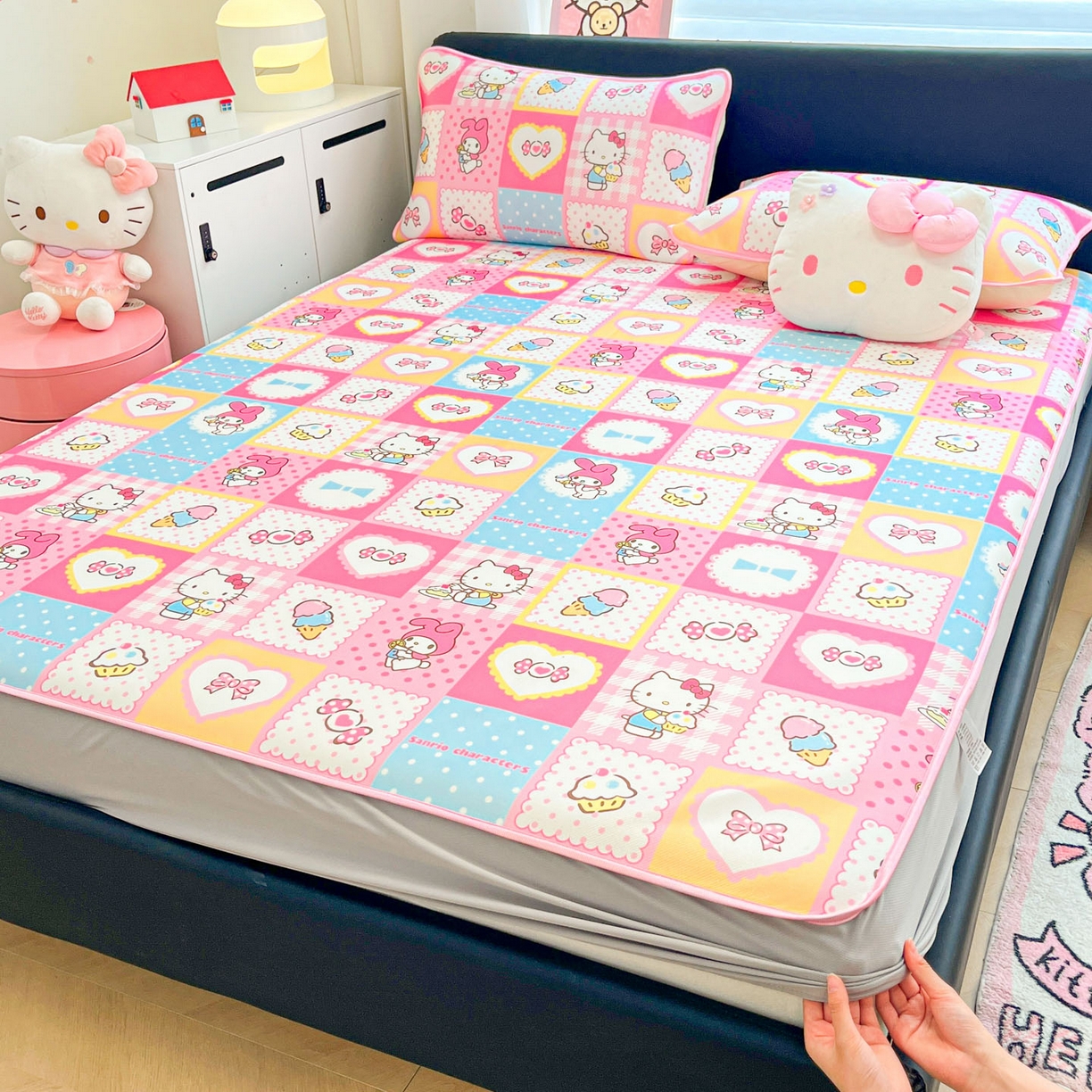 91家纺网 家纺一手货源 找家纺 （总）暮思家居 2026新款三丽鸥正版授权数码印花A类可机洗1200D冰丝凉席三件套床笠款系列