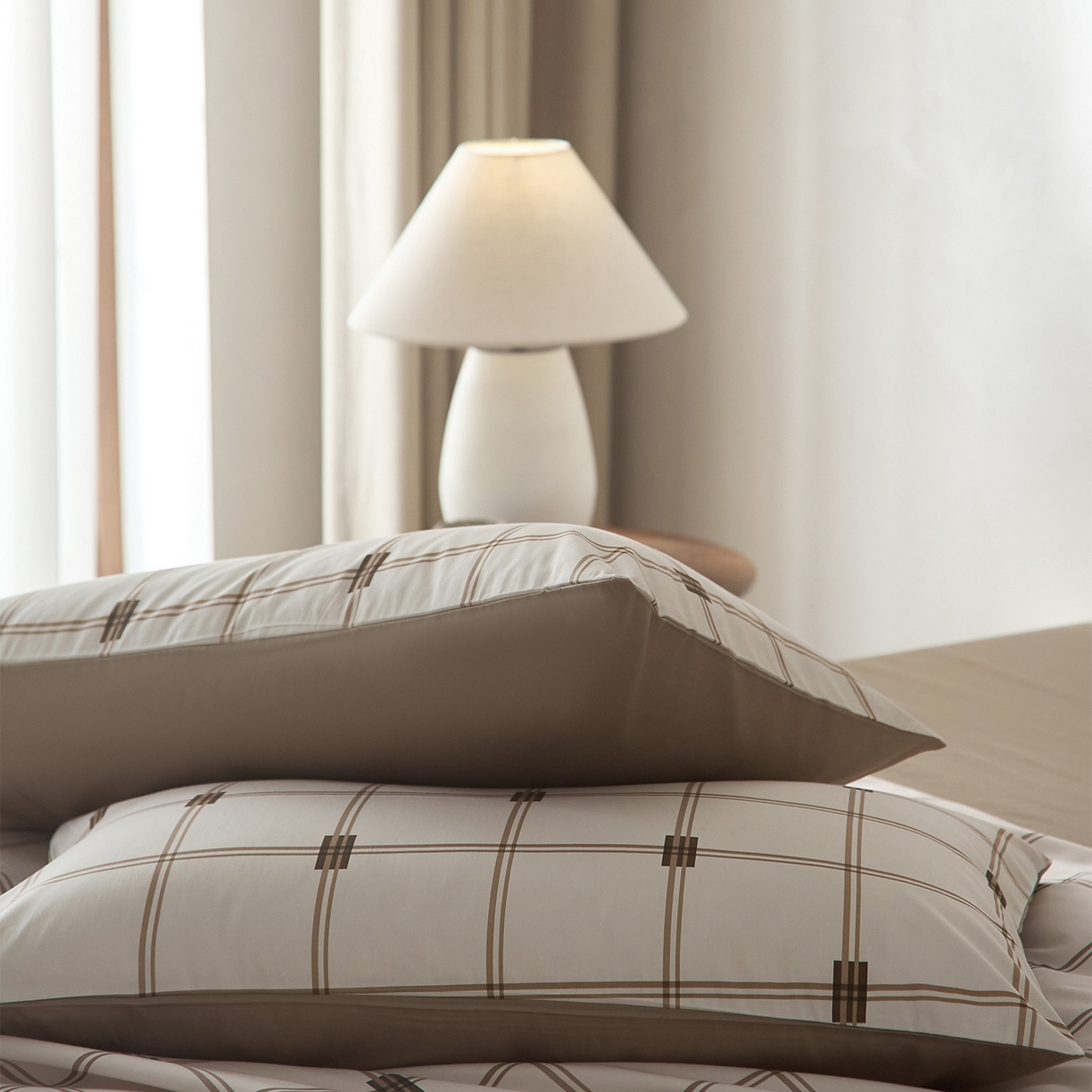 91家纺网 家纺一手货源 找家纺 （总）ONE TWO ONE 121 2026新款专版数码印花100s长绒棉纯棉全棉床上用品四件套-罗曼格纹-金