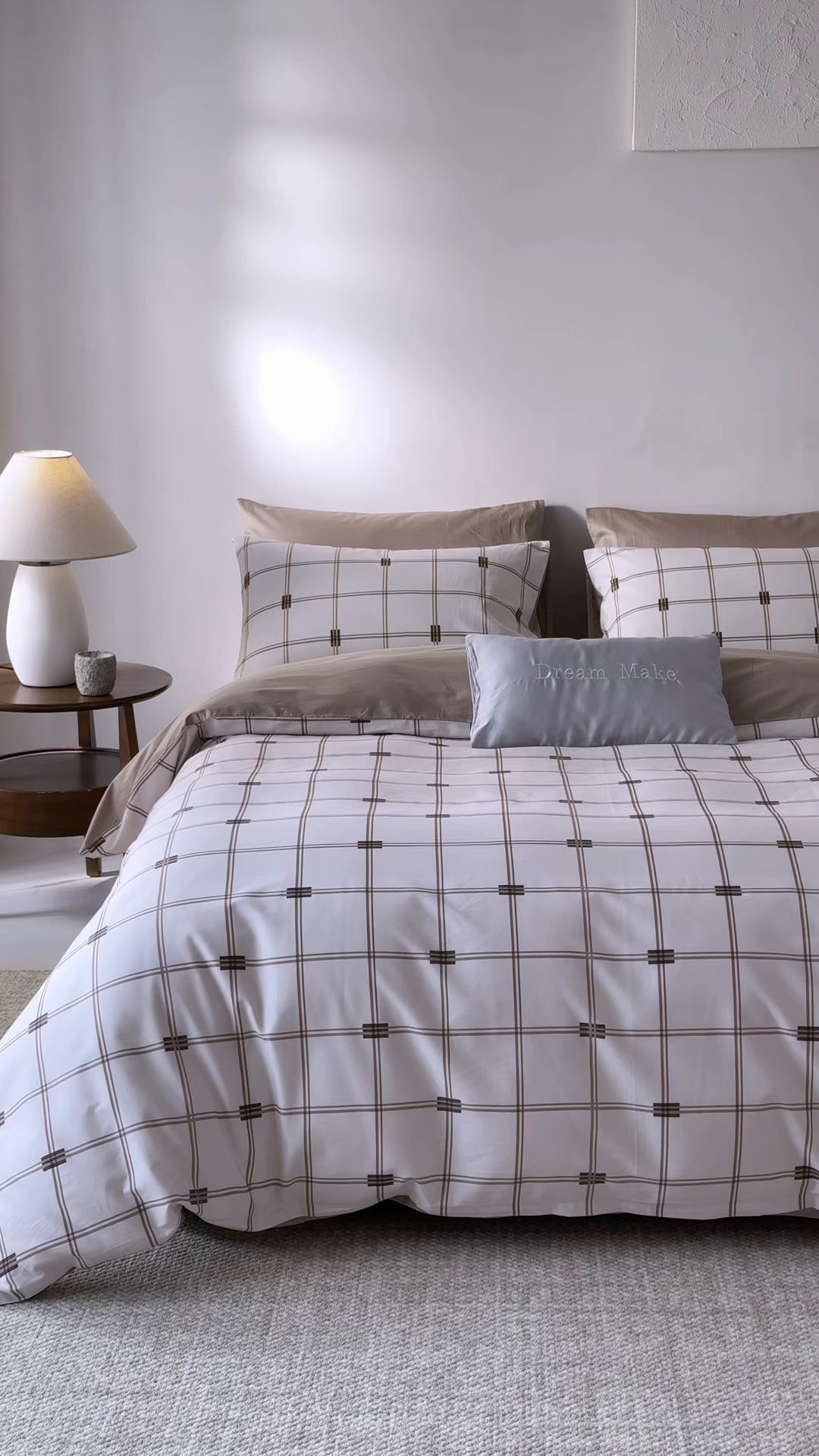 91家纺网 家纺一手货源 找家纺 （总）ONE TWO ONE 121 2026新款专版数码印花100s长绒棉纯棉全棉床上用品四件套-罗曼格纹-金