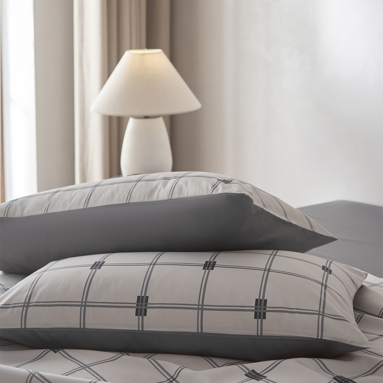 91家纺网 家纺一手货源 找家纺 （总）ONE TWO ONE 121 2026新款专版数码印花100s长绒棉纯棉全棉床上用品四件套-罗曼格纹灰