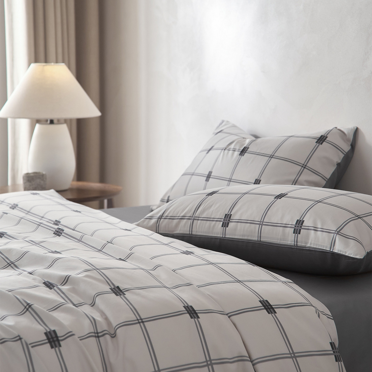 91家纺网 家纺一手货源 找家纺 （总）ONE TWO ONE 121 2026新款专版数码印花100s长绒棉纯棉全棉床上用品四件套-罗曼格纹灰