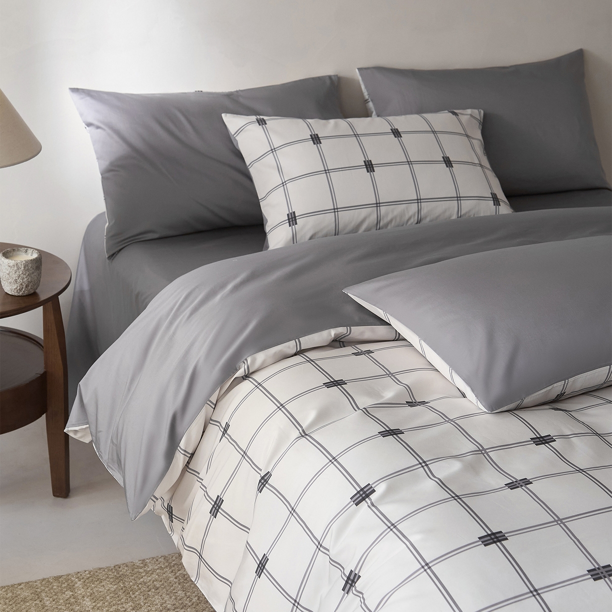 91家纺网 家纺一手货源 找家纺 （总）ONE TWO ONE 121 2026新款专版数码印花100s长绒棉纯棉全棉床上用品四件套-罗曼格纹灰