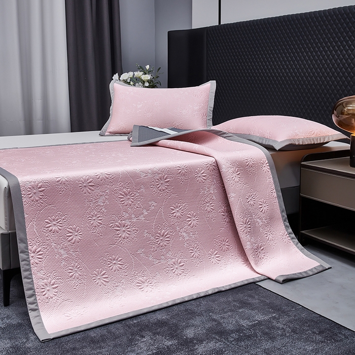 91家纺网 家纺一手货源 找家纺 库里梦家纺 2026新款轻奢高克重复合PE高分子凉席床笠三件套-素瑾 素瑾-粉色床席款