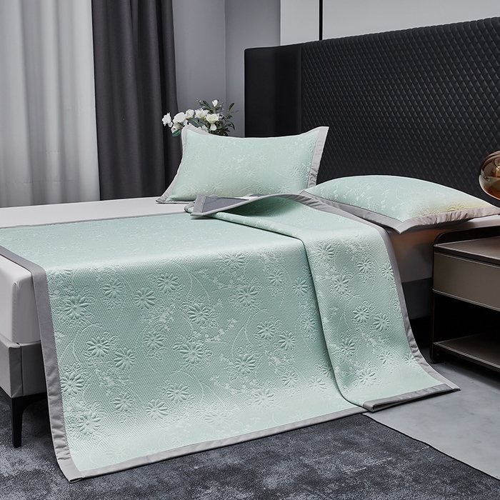 91家纺网 家纺一手货源 找家纺 库里梦家纺 2026新款轻奢高克重复合PE高分子凉席床笠三件套-素瑾 素瑾-绿色床席款