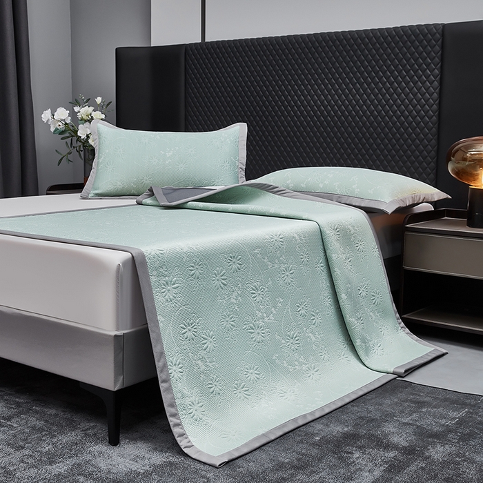 91家纺网 家纺一手货源 找家纺 库里梦家纺 2026新款轻奢高克重复合PE高分子凉席床笠三件套-素瑾 素瑾-绿色床席款