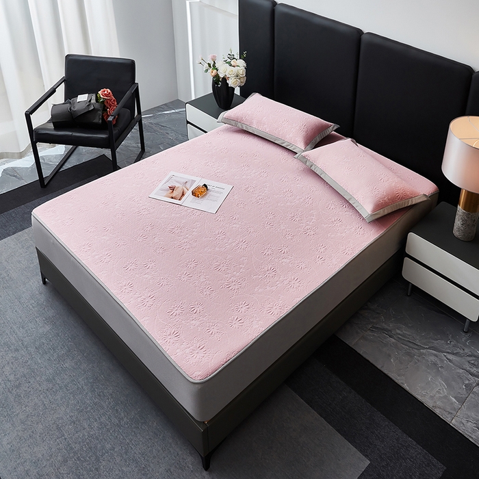 91家纺网 家纺一手货源 找家纺 库里梦家纺 2026新款轻奢高克重复合PE高分子凉席床笠三件套-素瑾 素瑾-粉色床笠款