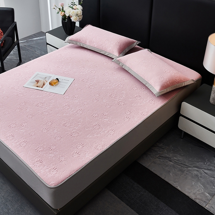 91家纺网 家纺一手货源 找家纺 库里梦家纺 2026新款轻奢高克重复合PE高分子凉席床笠三件套-素瑾 素瑾-粉色床笠款