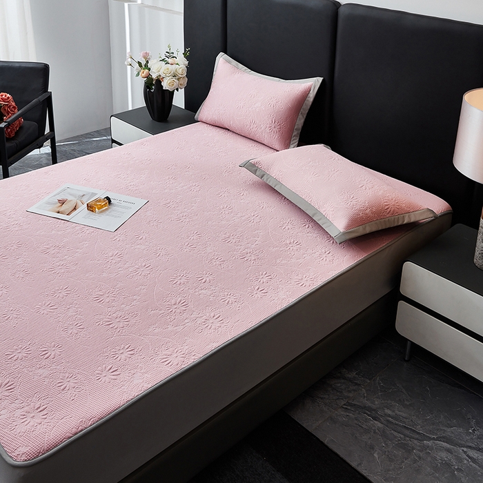 91家纺网 家纺一手货源 找家纺 库里梦家纺 2026新款轻奢高克重复合PE高分子凉席床笠三件套-素瑾 素瑾-粉色床笠款