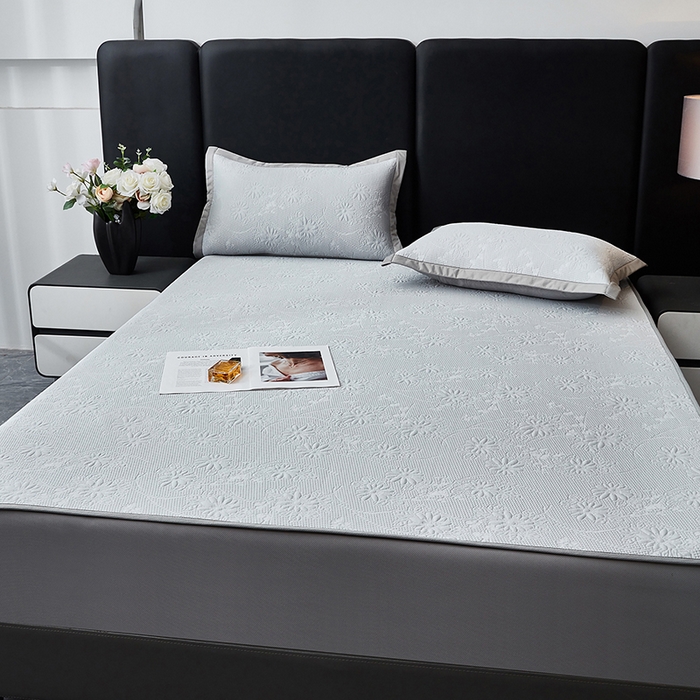 91家纺网 家纺一手货源 找家纺 库里梦家纺 2026新款轻奢高克重复合PE高分子凉席床笠三件套-素瑾 素瑾-灰色床笠款