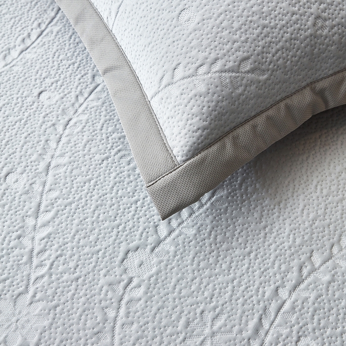 91家纺网 家纺一手货源 找家纺 库里梦家纺 2026新款轻奢高克重复合PE高分子凉席床笠三件套-素瑾 素瑾-灰色床笠款