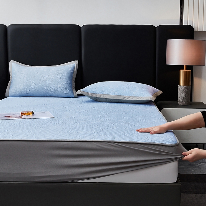 91家纺网 家纺一手货源 找家纺 库里梦家纺 2026新款轻奢高克重复合PE高分子凉席床笠三件套-素瑾 素瑾-蓝色床笠款