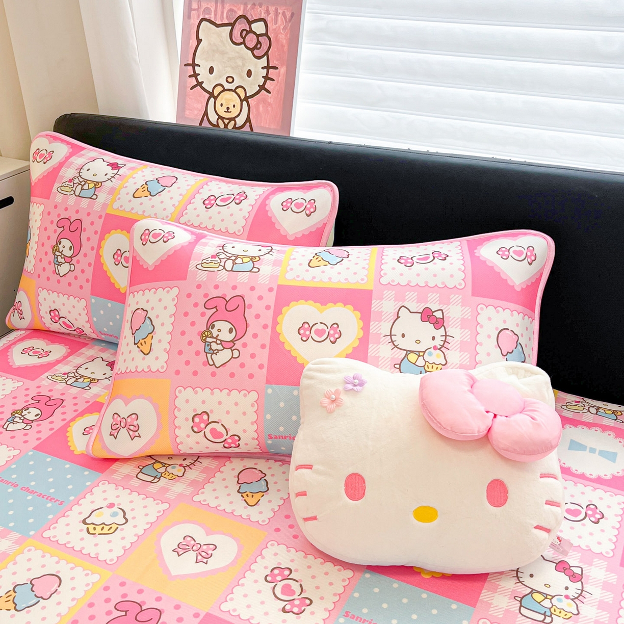 91家纺网 家纺一手货源 找家纺 暮思家居 2026新款三丽鸥正版授权数码印花A类可机洗1200D冰丝凉席三件套床笠款系列 床笠款-KT美乐蒂