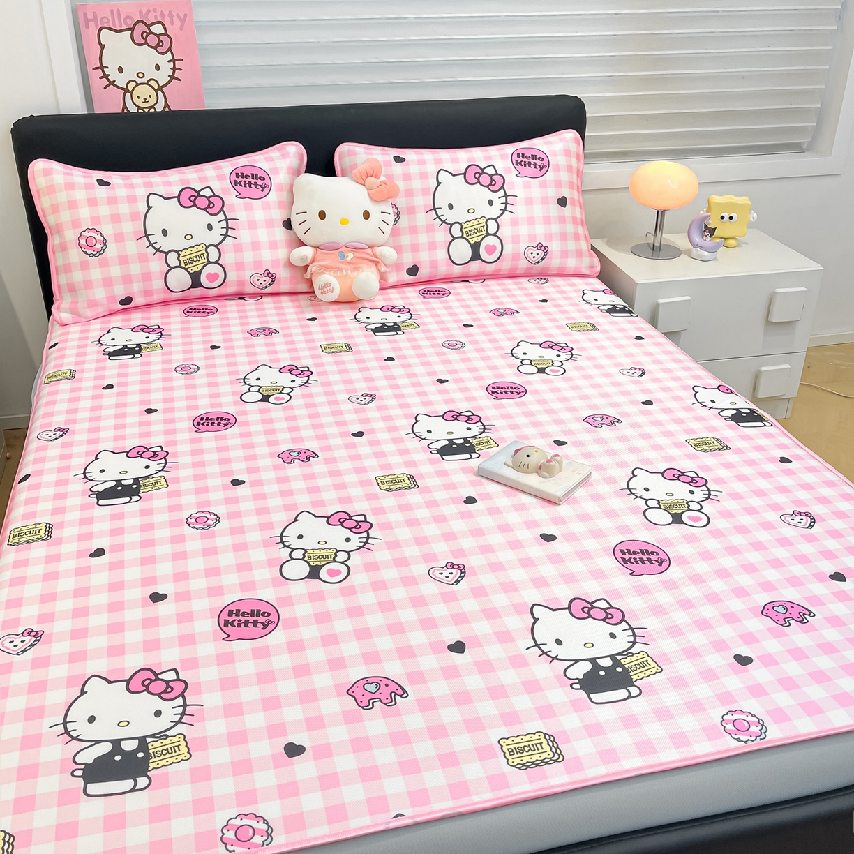 91家纺网 家纺一手货源 找家纺 暮思家居 2026新款三丽鸥正版授权数码印花A类可机洗1200D冰丝凉席三件套床笠款系列 床笠款-粉格KT