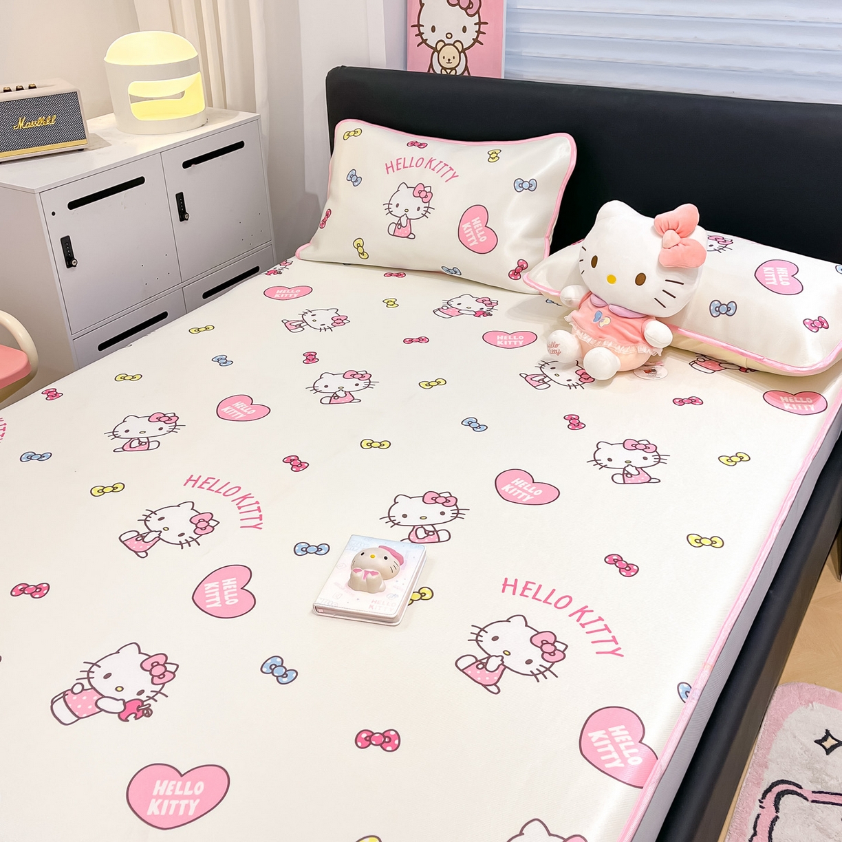 91家纺网 家纺一手货源 找家纺 暮思家居 2026新款三丽鸥正版授权数码印花A类可机洗1200D冰丝凉席三件套床笠款系列 床笠款-公主KT