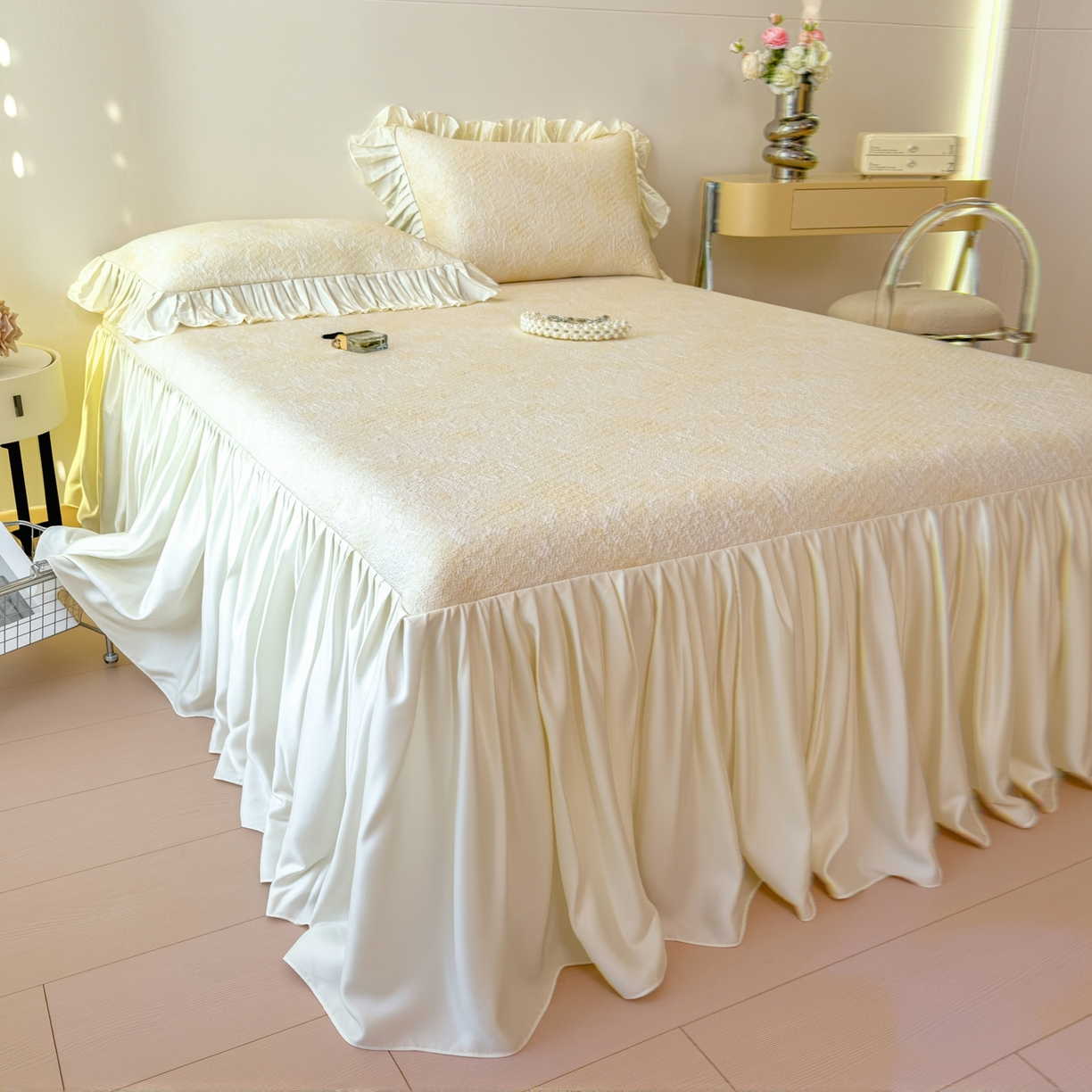 91家纺网 家纺一手货源 找家纺 （总）孩子王家纺 2026新款法式风冰豆豆凉席夏天冰丝席凉感值过0.21夏季可机洗家用软席床裙款A