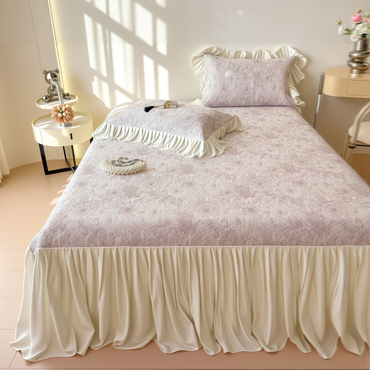 91家纺网 家纺一手货源 找家纺 孩子王家纺 2026新款法式风冰豆豆凉席夏天冰丝席凉感值过0.21夏季可机洗家用软席床裙款A 花园香薰紫