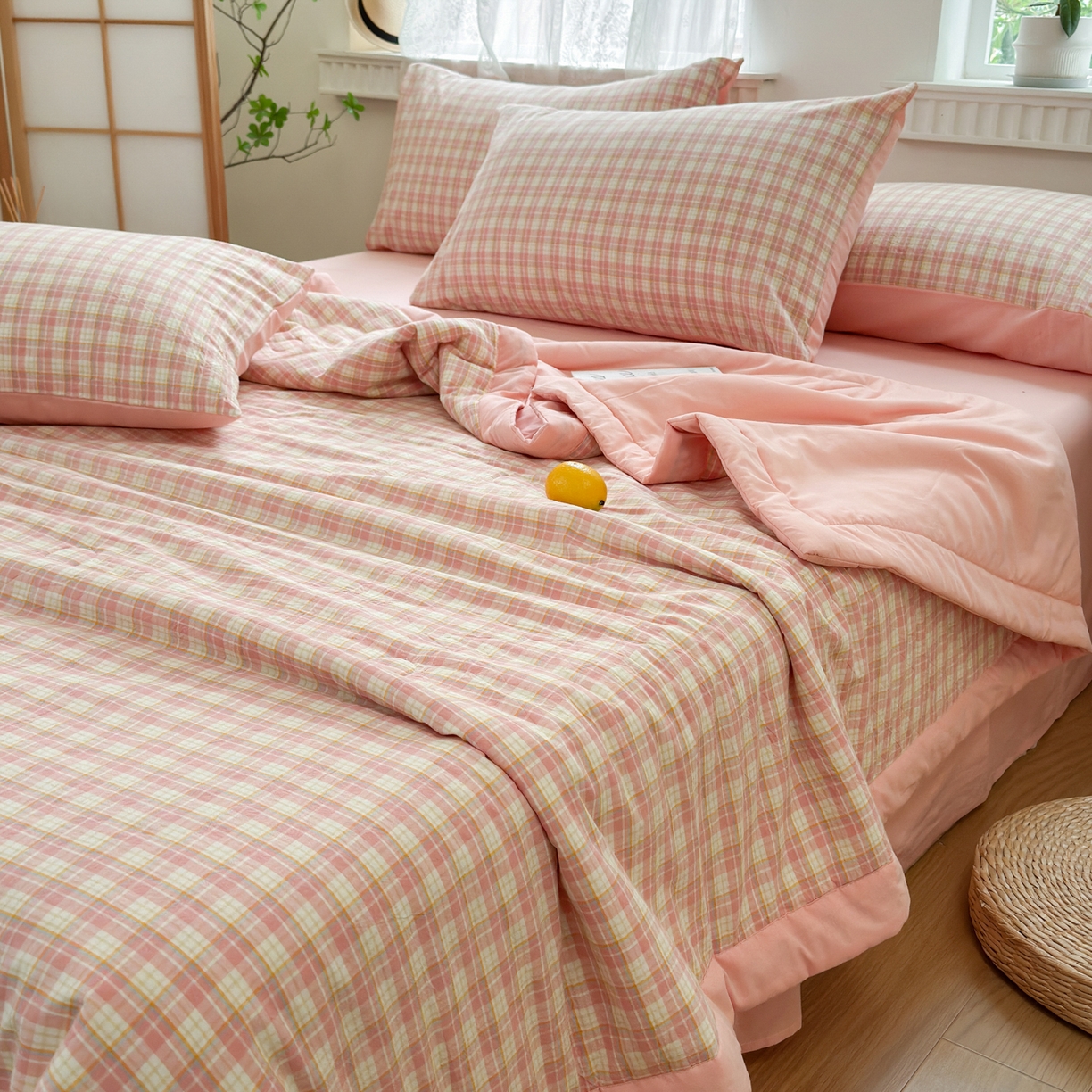 91家纺网 家纺一手货源 找家纺 雯雨家纺 2026新款A类全棉色织里外全棉夏被 朵拉粉