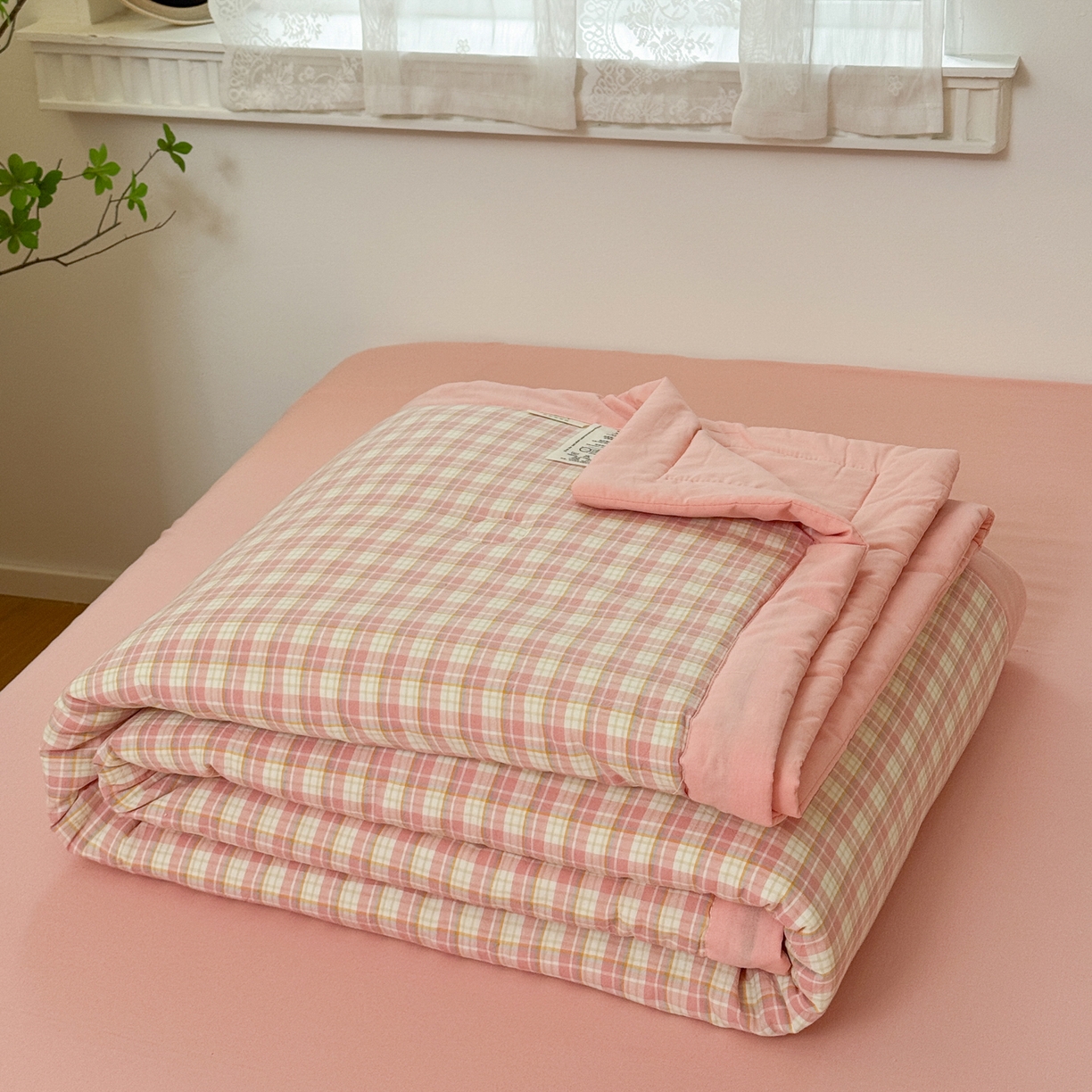 91家纺网 家纺一手货源 找家纺 雯雨家纺 2026新款A类全棉色织里外全棉夏被 朵拉粉