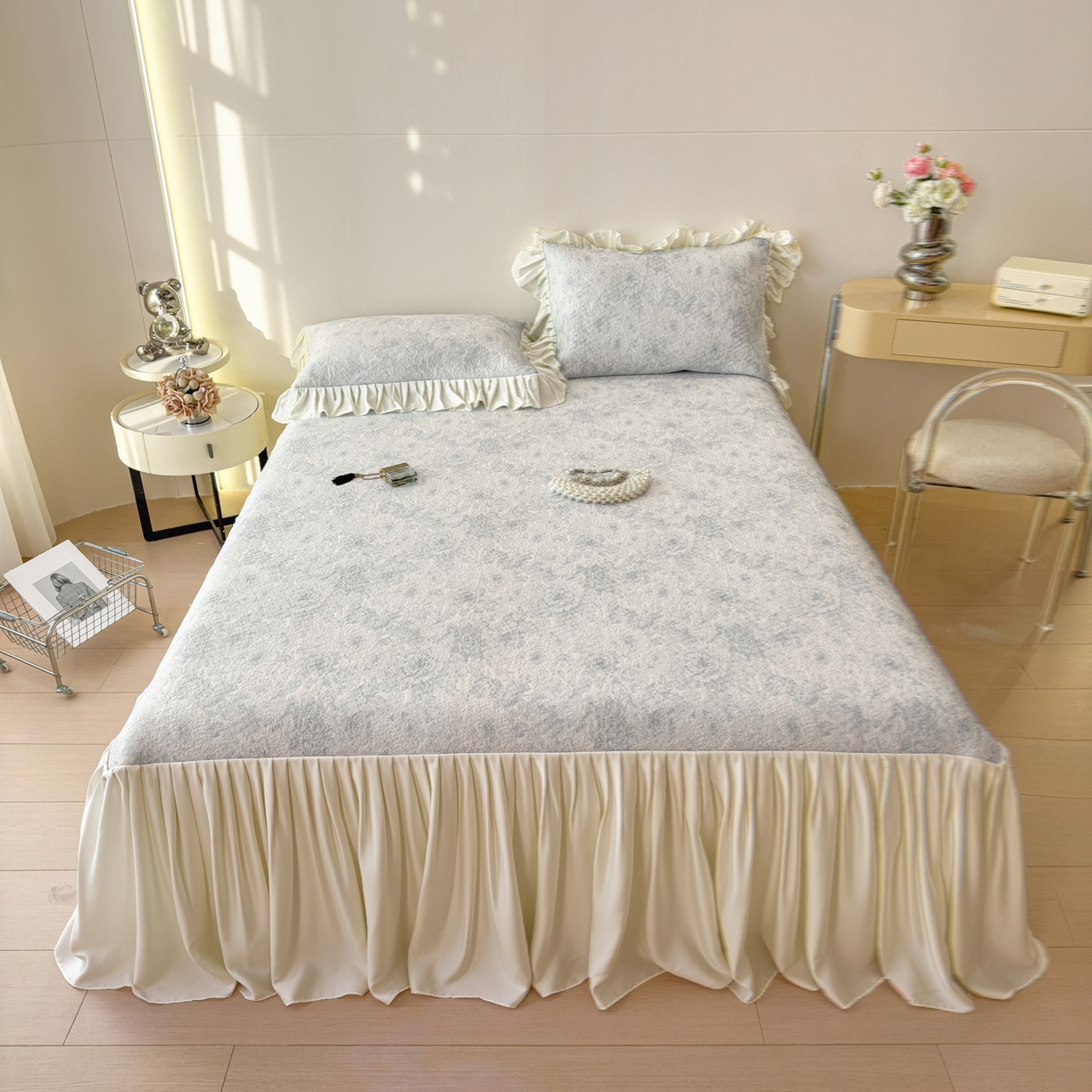 91家纺网 家纺一手货源 找家纺 孩子王家纺 2026新款法式风冰豆豆凉席夏天冰丝席凉感值过0.21夏季可机洗家用软席床裙款A 玫瑰暗夜灰