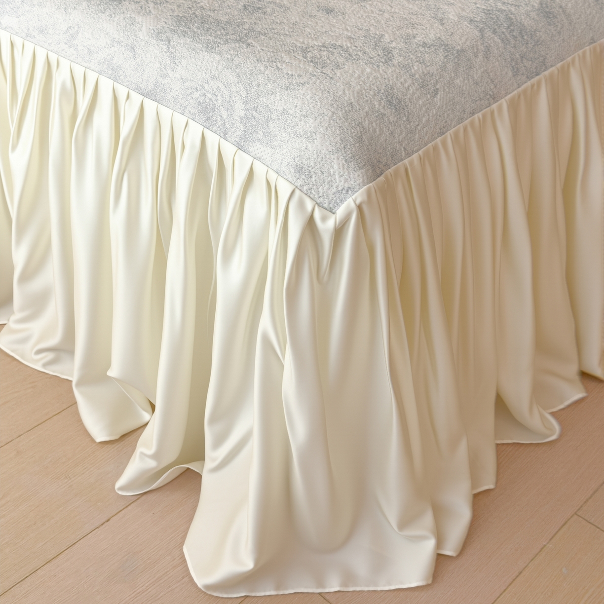 91家纺网 家纺一手货源 找家纺 孩子王家纺 2026新款法式风冰豆豆凉席夏天冰丝席凉感值过0.21夏季可机洗家用软席床裙款A 玫瑰暗夜灰