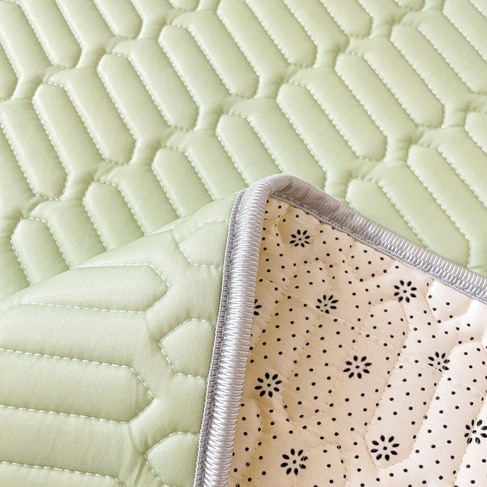 91家纺网 家纺一手货源 找家纺 川悦生活 2026春夏新款凉感丝凉席凉席席子 绿意花哆