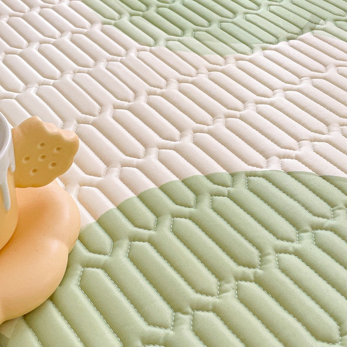 91家纺网 家纺一手货源 找家纺 川悦生活 2026春夏新款凉感丝凉席凉席席子 绿意花哆