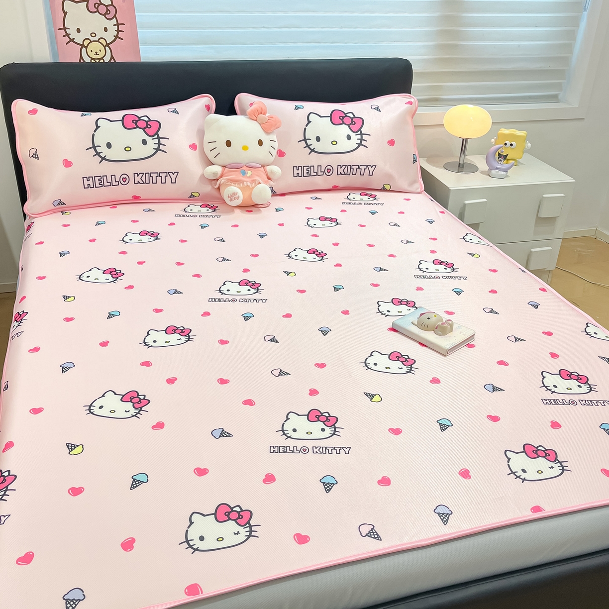 91家纺网 家纺一手货源 找家纺 暮思家居 2026新款三丽鸥正版授权数码印花A类可机洗1200D冰丝凉席三件套床笠款系列 床笠款-甜筒KT