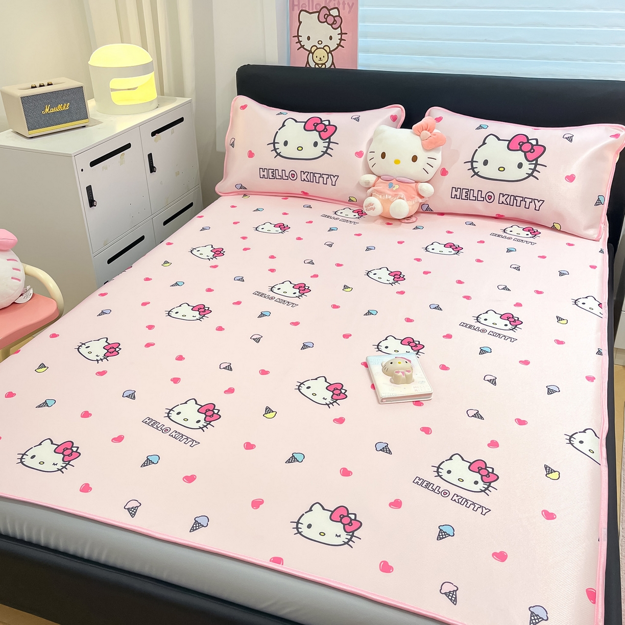 91家纺网 家纺一手货源 找家纺 暮思家居 2026新款三丽鸥正版授权数码印花A类可机洗1200D冰丝凉席三件套床笠款系列 床笠款-甜筒KT