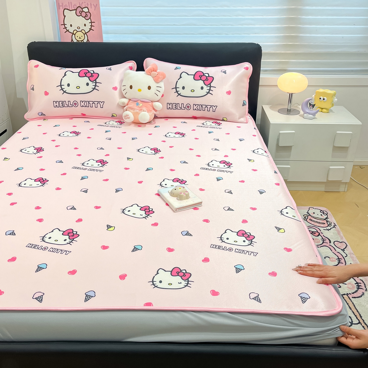 91家纺网 家纺一手货源 找家纺 暮思家居 2026新款三丽鸥正版授权数码印花A类可机洗1200D冰丝凉席三件套床笠款系列 床笠款-甜筒KT